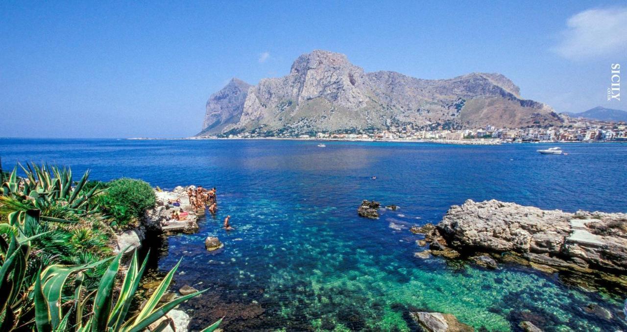 Amati Holidays Palermo Eksteriør billede